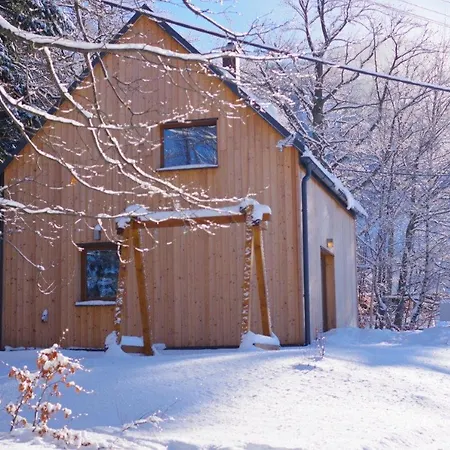 Orman Evi Na Sjezdovce Malenovice (Moravia-Silesia)