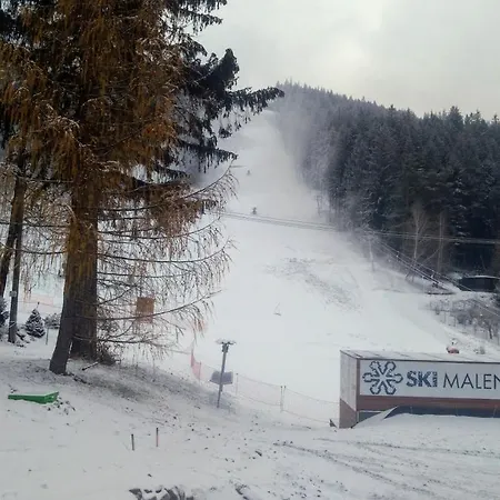 Gerendaház Na Sjezdovce Malenovice