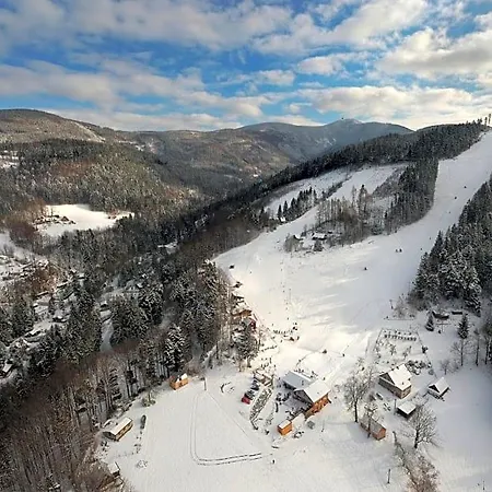Na Sjezdovce Domek letniskowy *